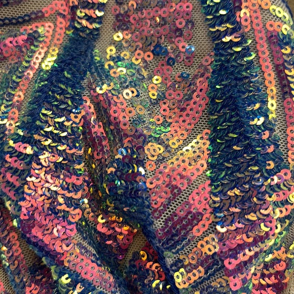 Crush Nude Sequin Swim Top - Picture 3 of 7